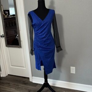 🫶🏼NEW Elegant Blue Dress with Sheer Sleeves size large